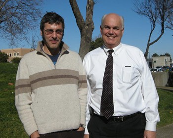 Domenec Jolis (Ph.D.'92 CEE) and SFPUC principal engineer Jon Loiacono (B.S.'72 CEE). PHOTO CREDIT: MEEI-LIH AHMAD 