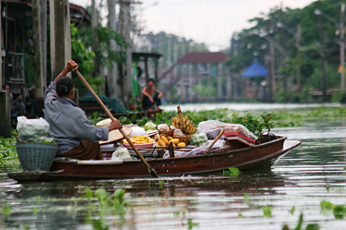 WATER, WATER EVERYWHERE: Thailand’s canals are used everywhere for local transport and irrigation, but the water supply is very poor due to untreated waste and pollution. The World Bank ranks Thailand lowest among Asian countries for annual per capita water availability and 14th in the world for industrial organic water pollution.