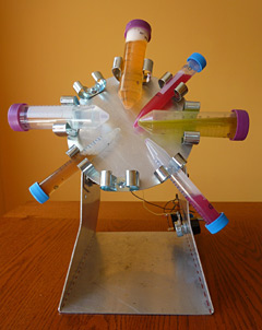A sample rotator designed and built by Berkeley student Anthony Fernando for Tekla Labs. LINA NILSSON PHOTO