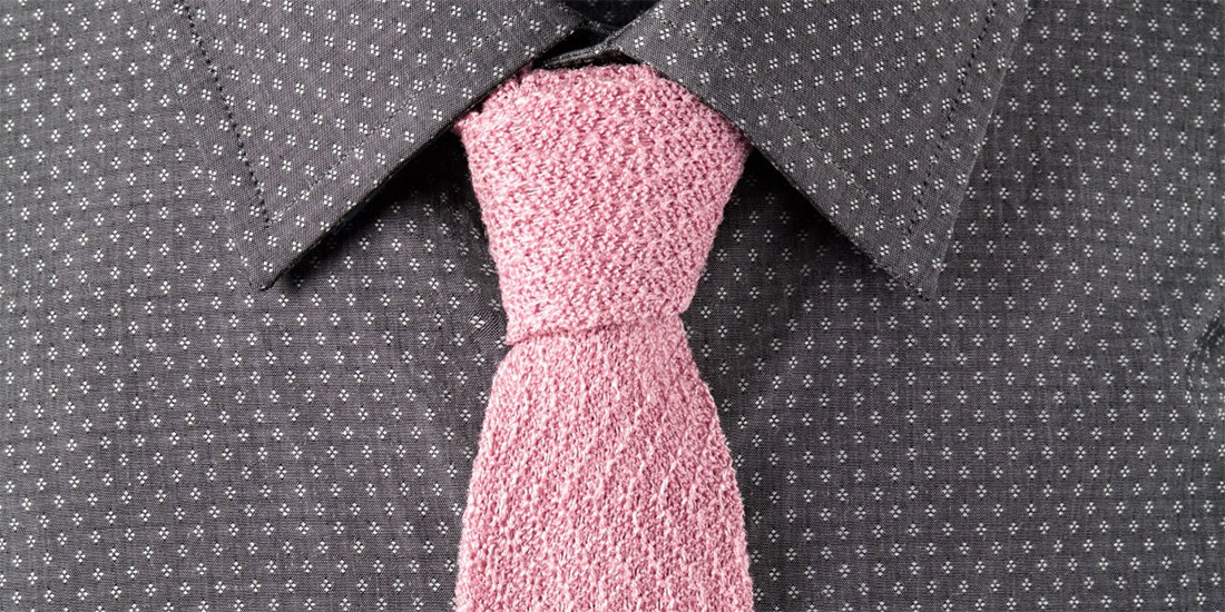 Spider-silk tie