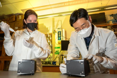 Bioengineering students in lab
