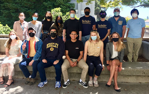 TTE students with masks on in group photo